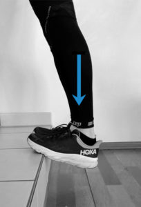 Exzentrische Übung an der Treppenstufe – Endposition